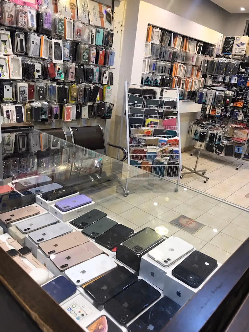 محل جودي للاتصالات وصيانة جميع الاجهزه وتوفير كل ما يطلب العميل