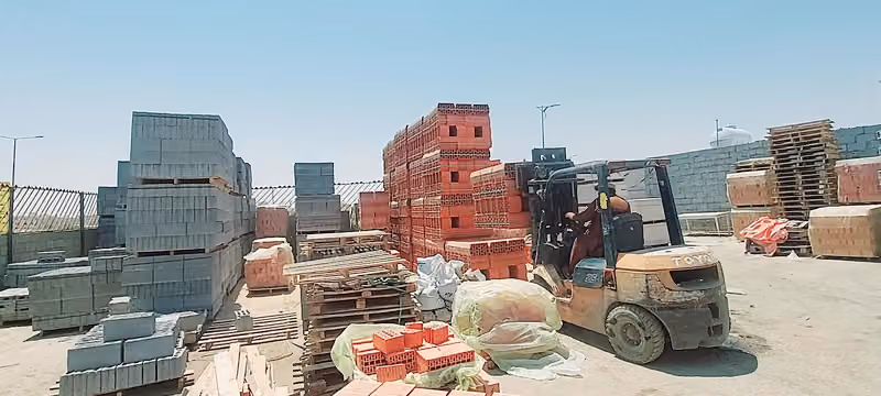 محل لبيع مواد البناء والأسمنت