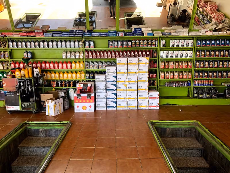 Joil Petrol station محطة جي اويل للوقود
