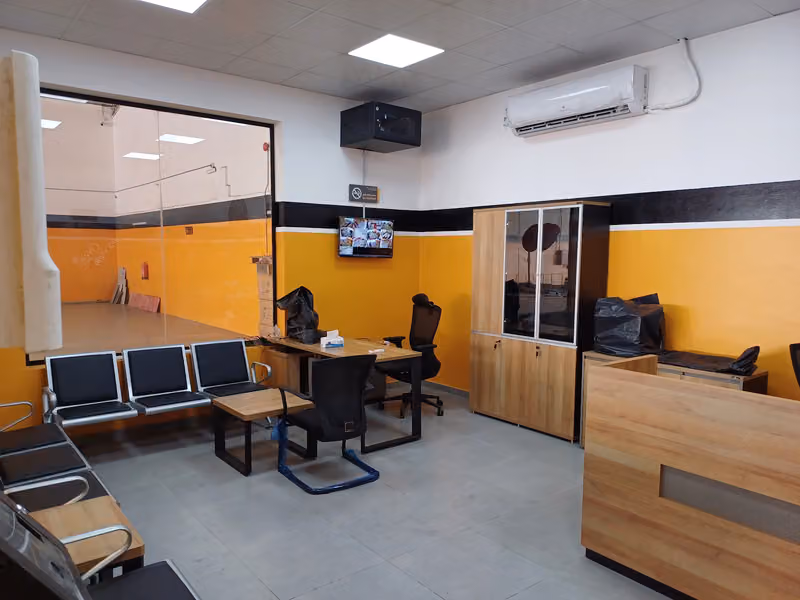 Michelin Truck Service center-Tahawer for Maintenance