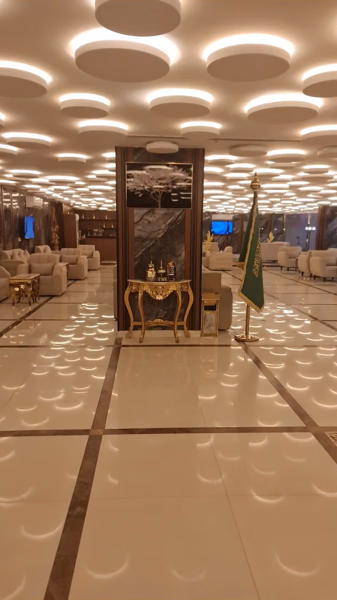 Midous Suites