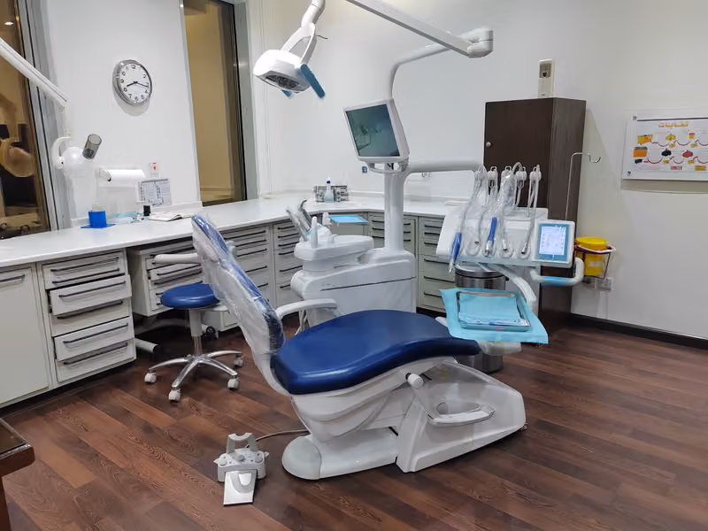 مجمع الدكتور بشير عبيد لطب الاسنان