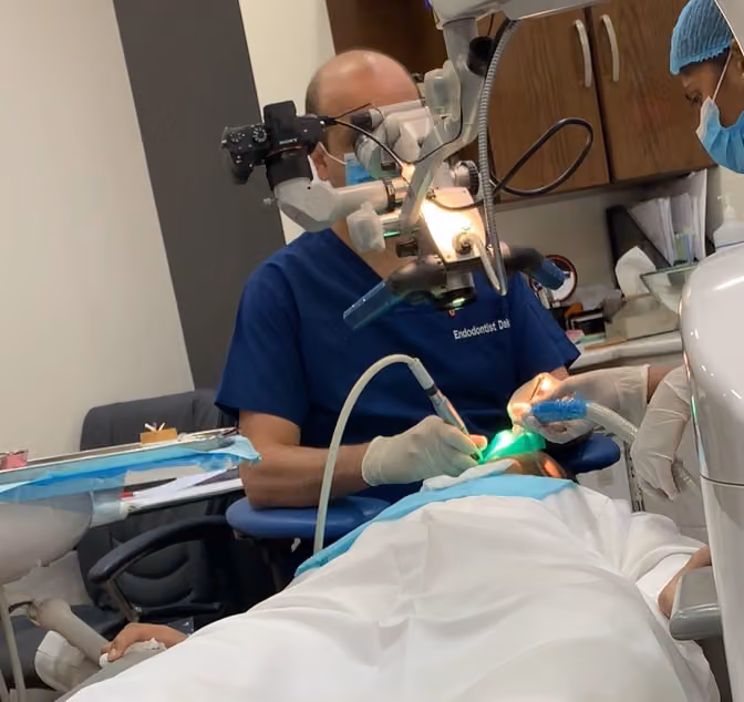 مجمع الدكتور بشير عبيد لطب الاسنان