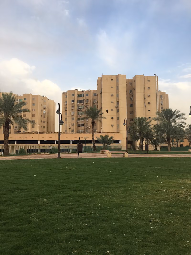مجمع إسكان المعذر