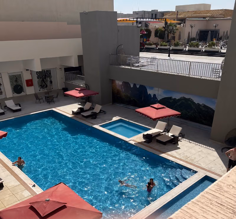مجمع نخبة النبلاء السكني