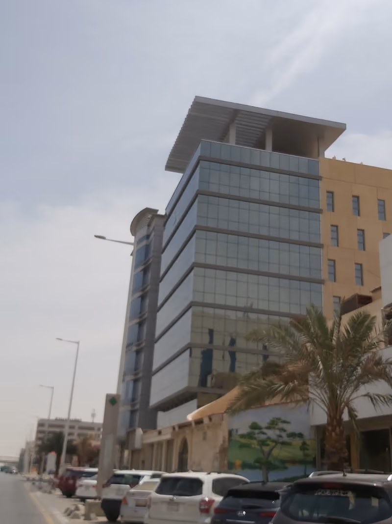 مجموعة دار الرياض (المبنى الرئيسي)