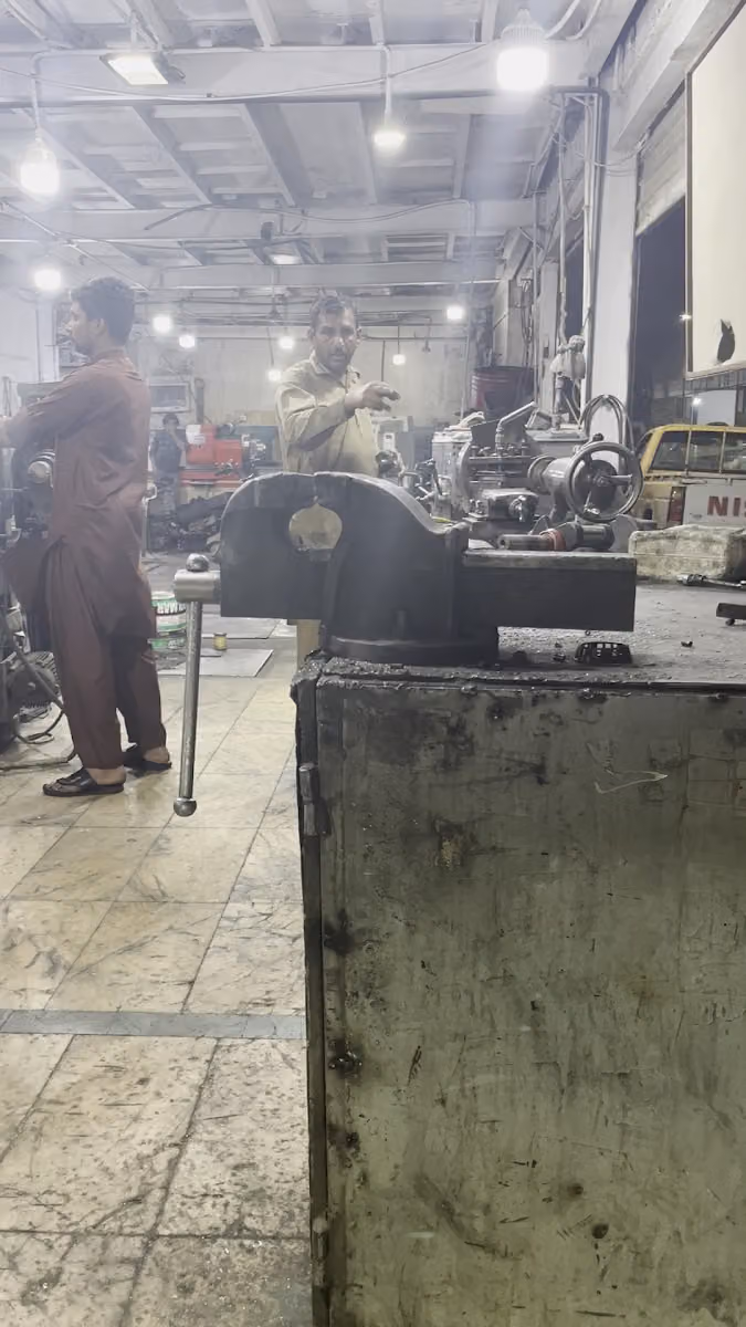 مخرطه شجاع