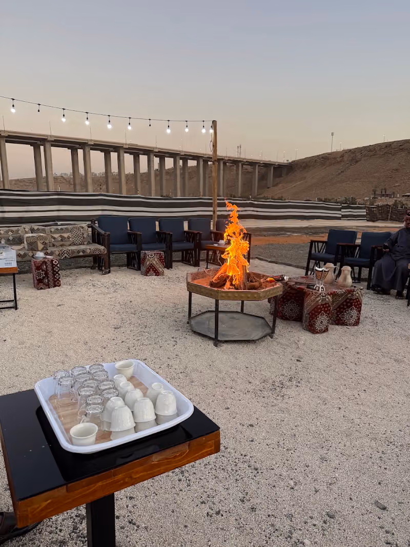 مخيم الجسر