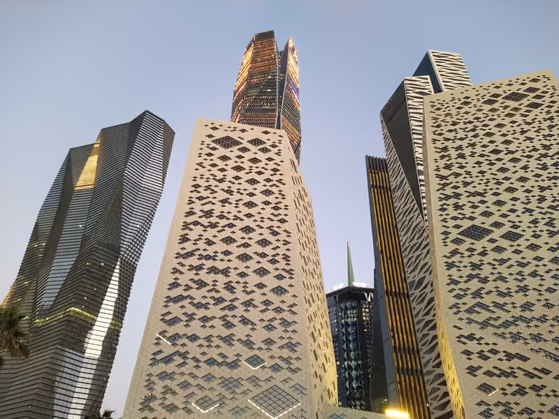 مكتب المازني للاستشارات المالية