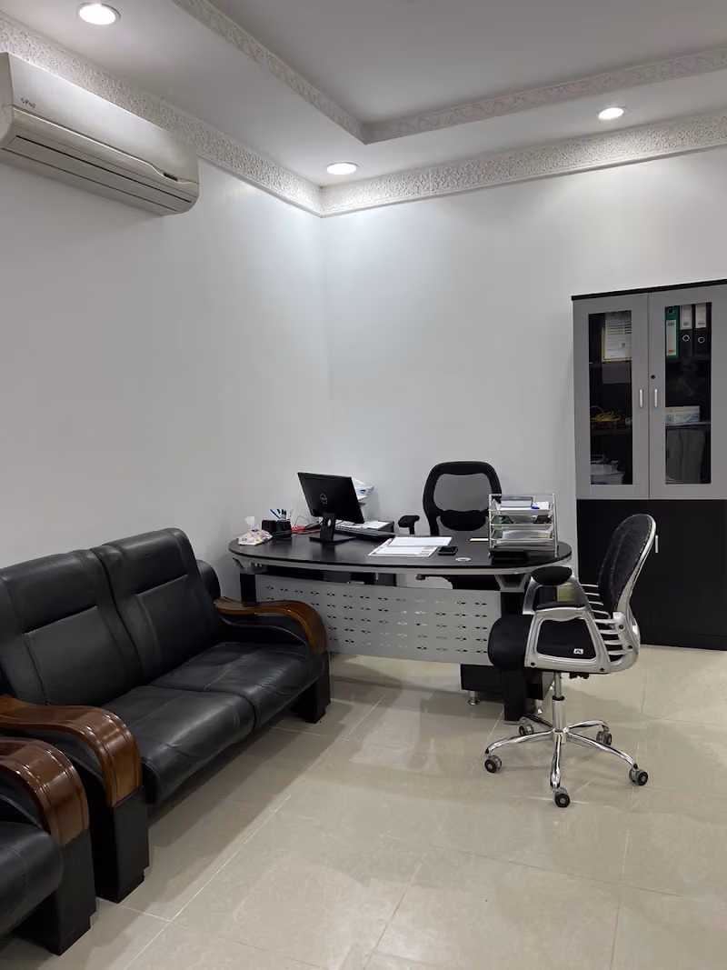 مكتب علمنا للعقارات