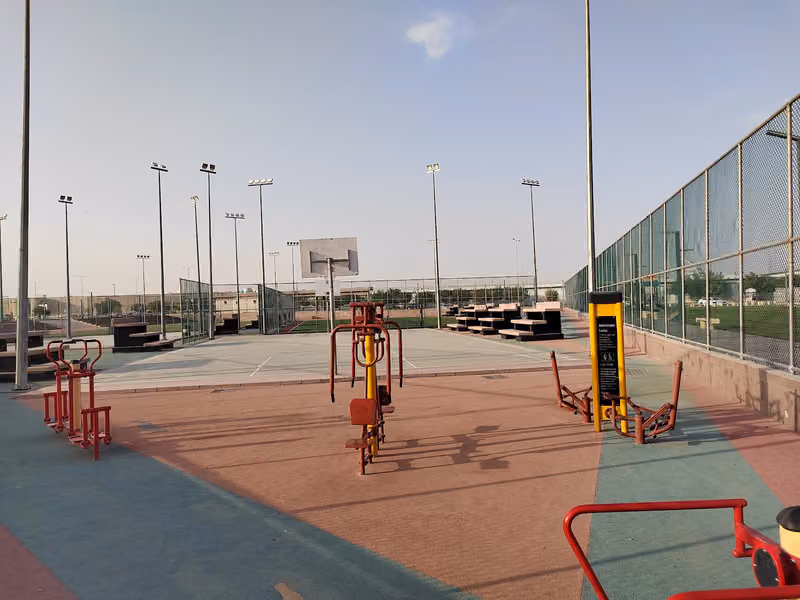 ملاعب حديقة حي الجزيرة