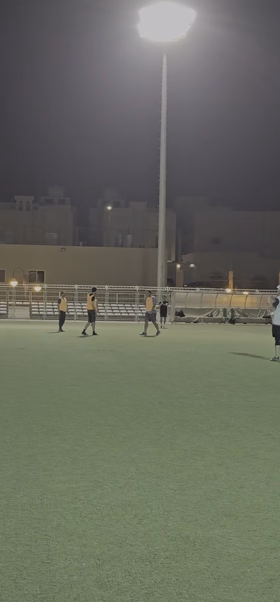ملعب عرقة الرياضي