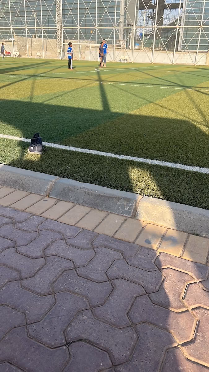 ملعب كرة قدم