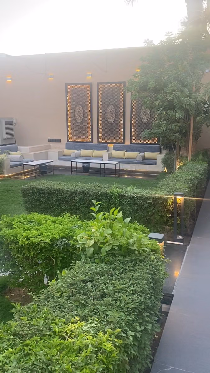 منتجعات لانتانا