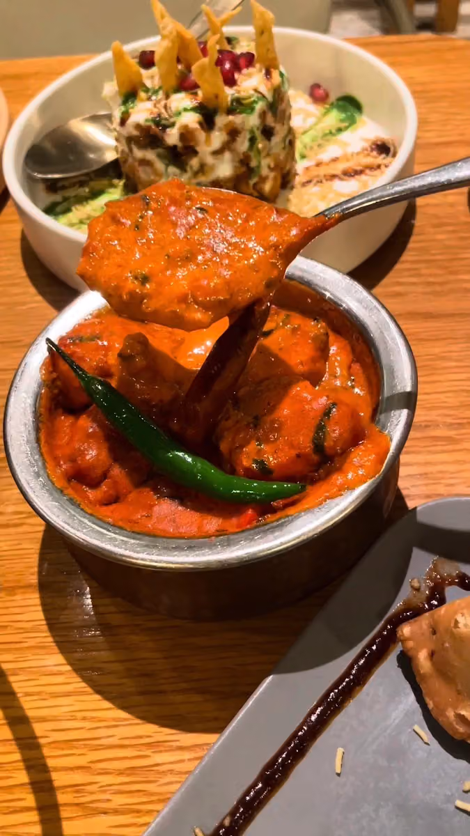 MOLO | indian cuisine | 60 Avenue