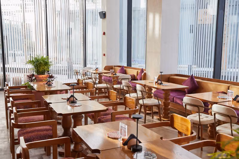 MOLO | indian cuisine | 60 Avenue