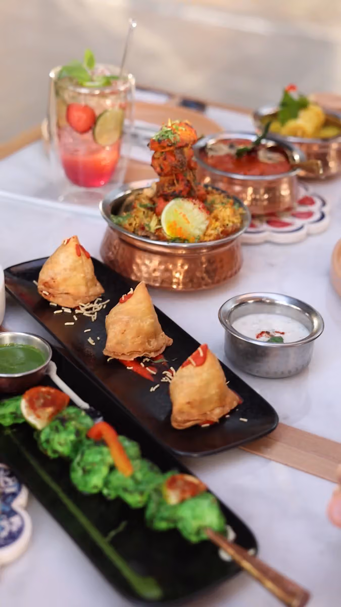 MOLO | indian cuisine | 60 Avenue