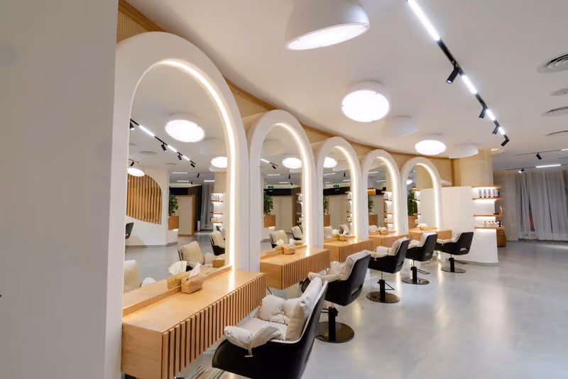 MOON&ME Salon | صالون القمر و انا