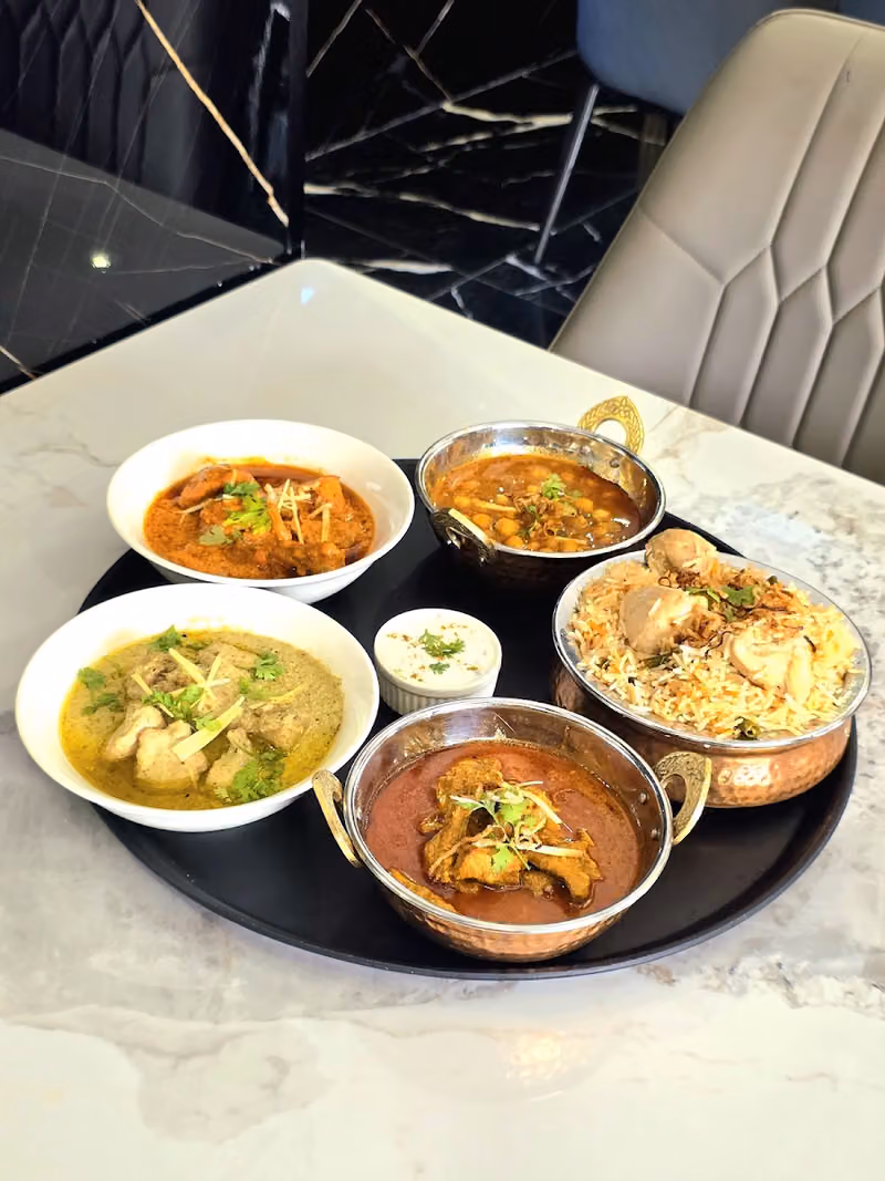 Moradabadi Briyani Restaurant