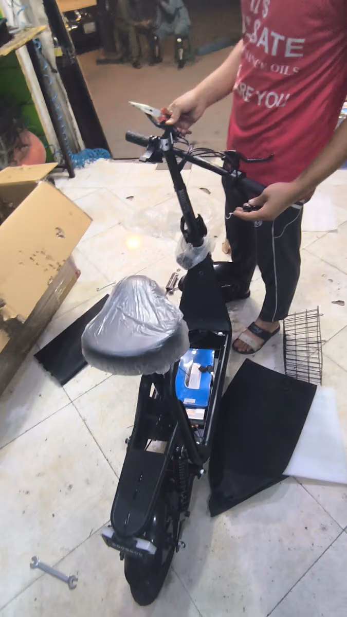 Motorcycle Bicycle And Electric Scooter Repair Shopلصيانة الدراجات الناريه والهوائيه والكهربائية