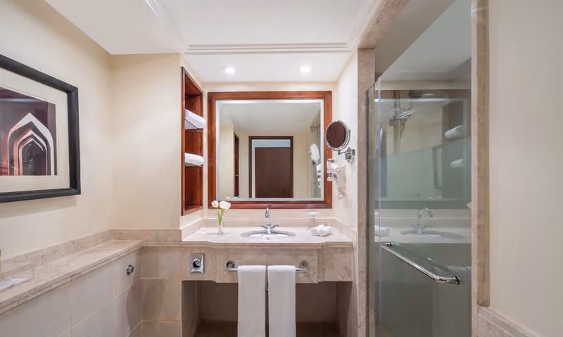 Mövenpick Hotel & Residences Hajar Tower Makkah