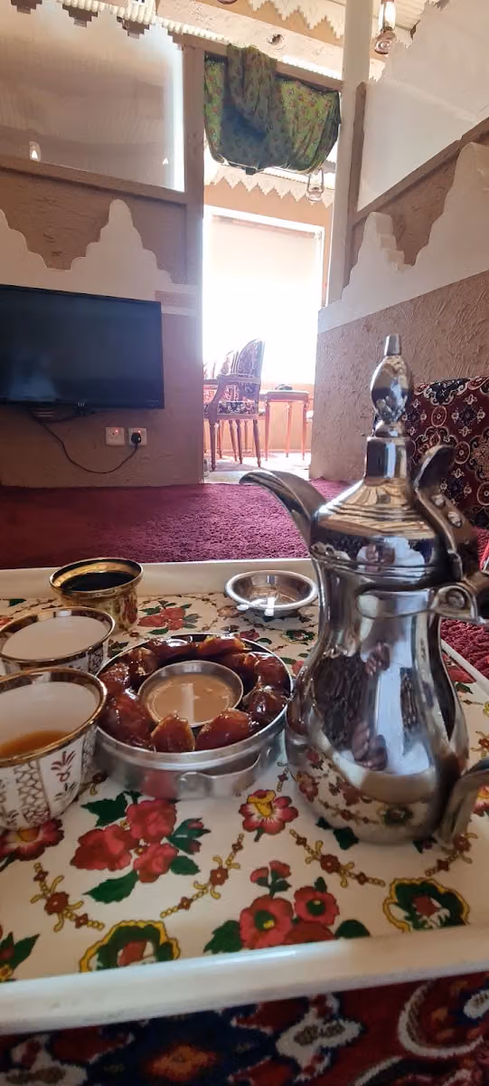Mehlat Al Oleen Cafe