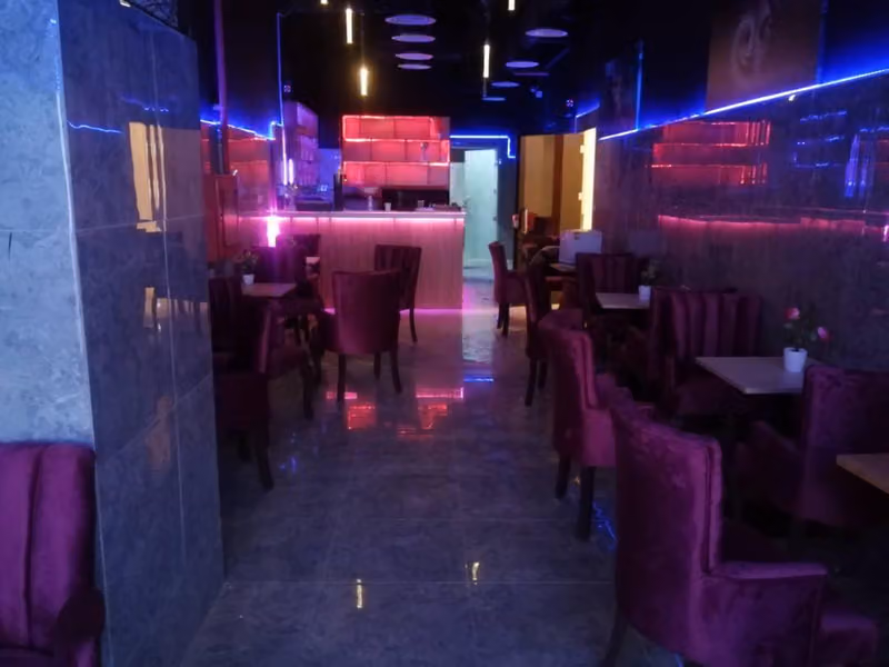 مقهى الحواتةፒያሳ