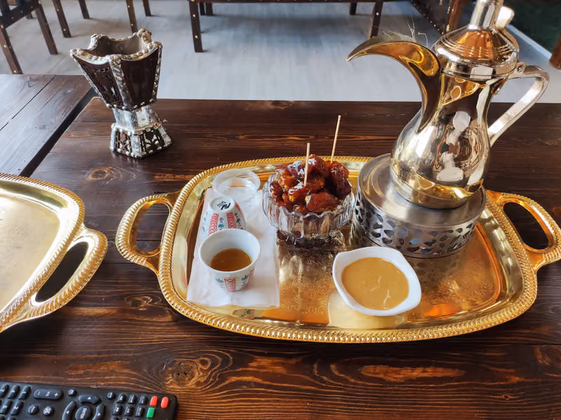 مقهى ديوانية العامرية