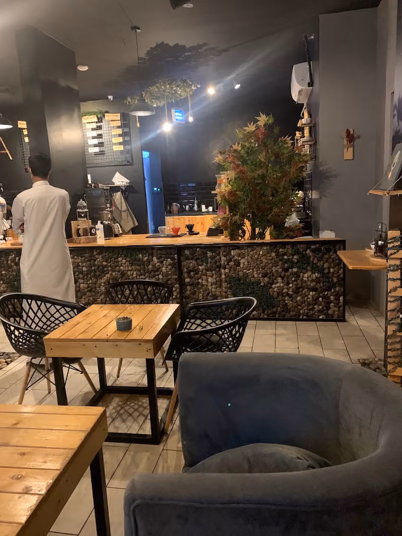 مقهى خطة ألف