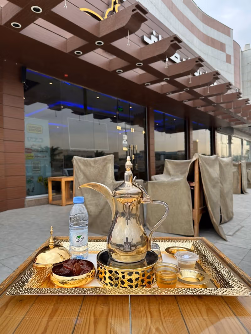 مقهى مجلس المضياف