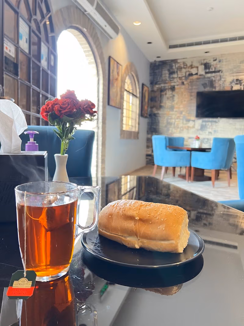 مقهى ساعة المساء