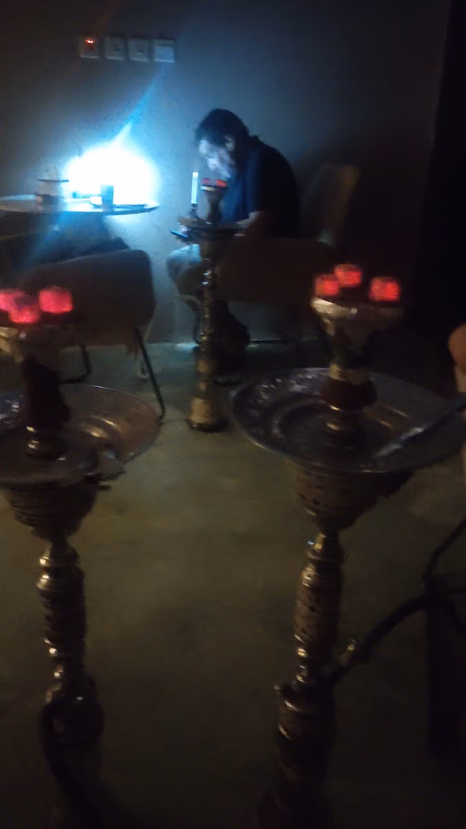 مقهى شيشة صقر HooKaH CaFe Saqr