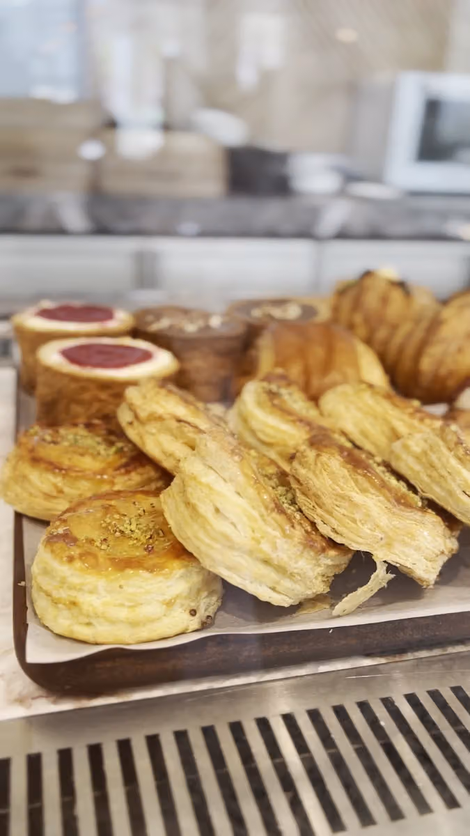 مقهى ومحمصة وودز (العليا) WOODS Cafe and Roastery (Olaya)