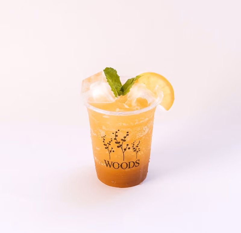 مقهى ومحمصة وودز (العليا) WOODS Cafe and Roastery (Olaya)