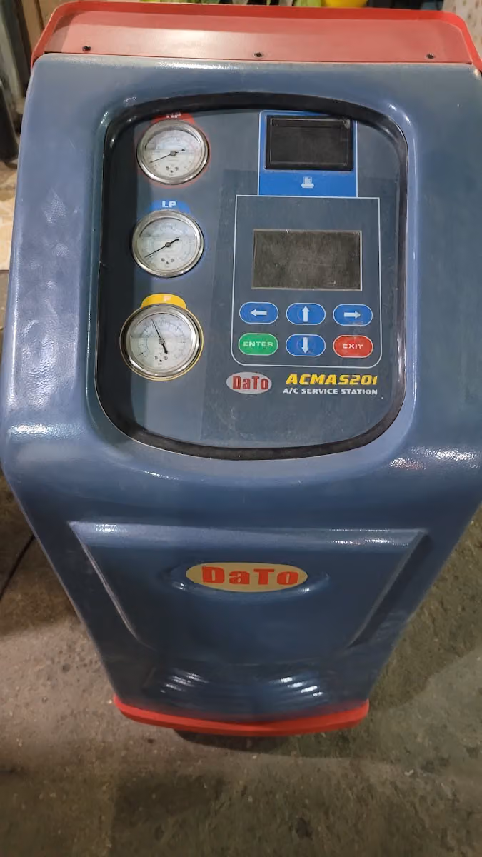 مركز ابوهاني لتكييف السيارات صناعية الحراج