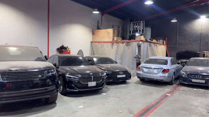 مركز العين الحمراء لصيانه السيارت الامريكيه والاروبيه