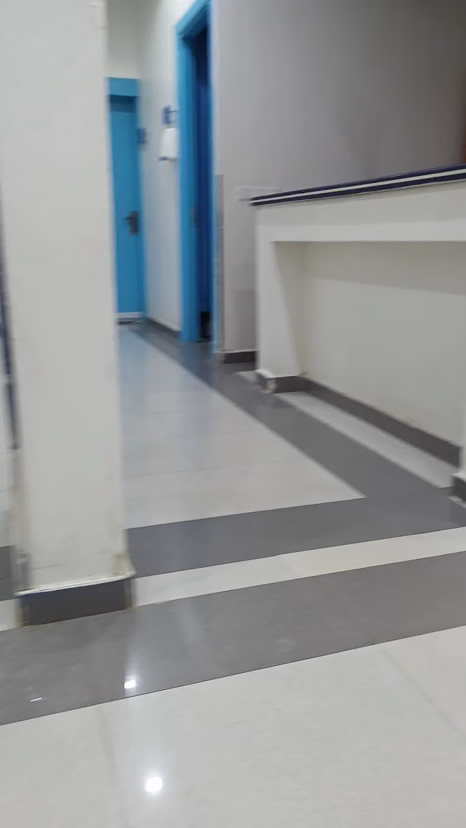 مركز الرواد التخصصي الطبي