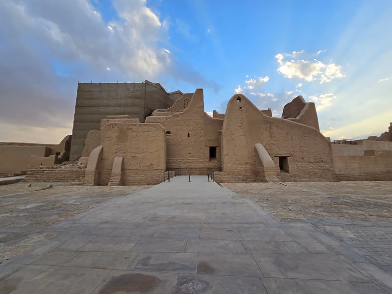 مركز الترحيب والزوار
