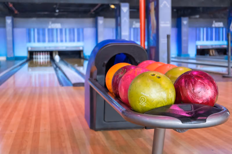 مركز اسبار للبولينق - Aspar Bowling