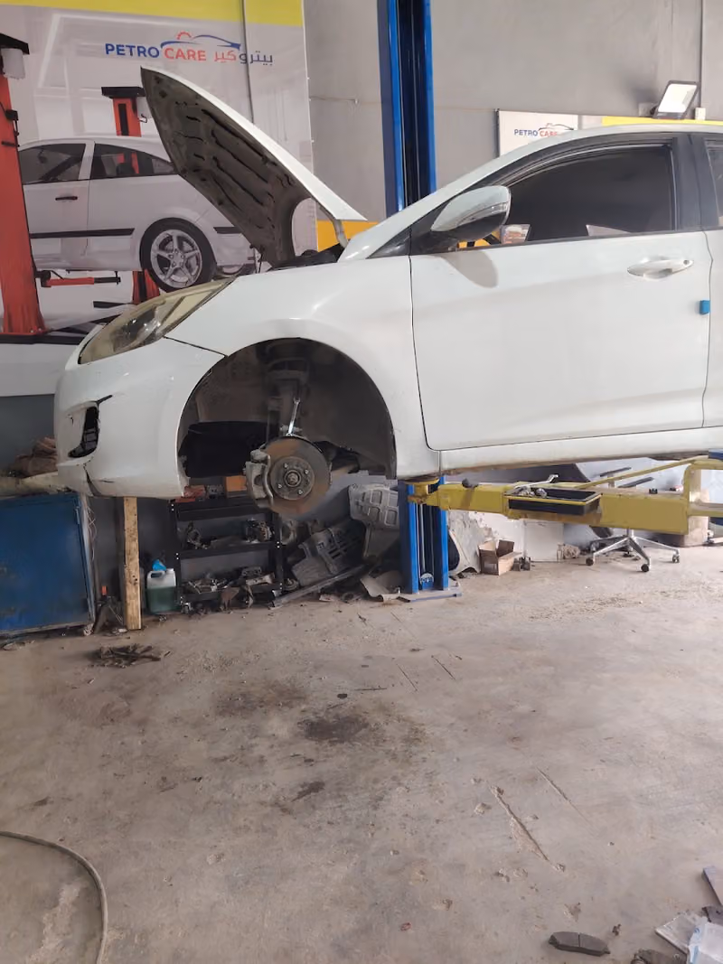 مركز بيترو كير لصيانة السيارات