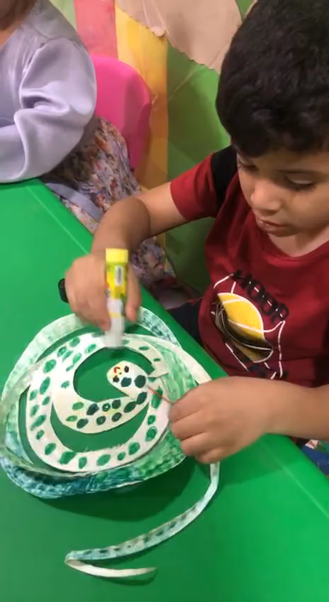مركز ضيافة نصنع الغد
