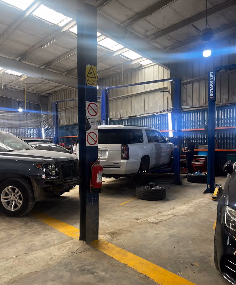 مركز هيلب كار لصيانة السيارات - help car center