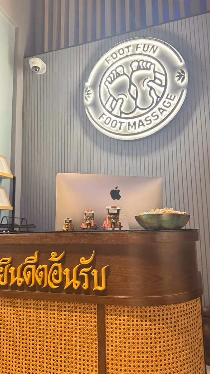 مركز متعة القدم المساج التايلاندي - FOOT FUN THAI MASSAGE