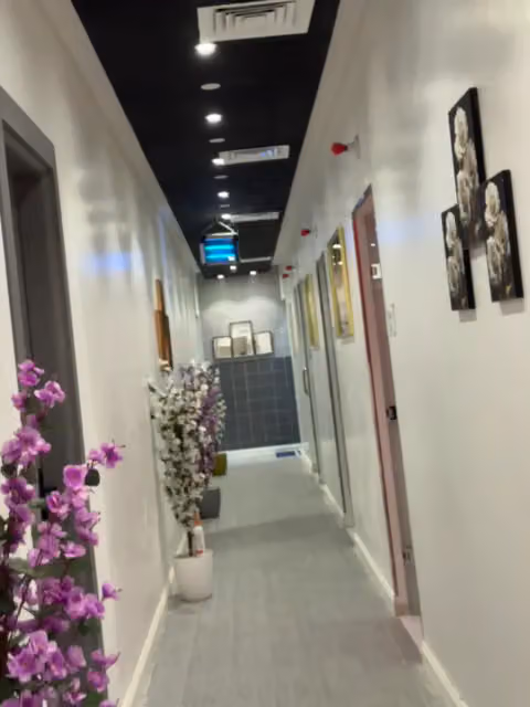 مركز قمة راحتك للمساج