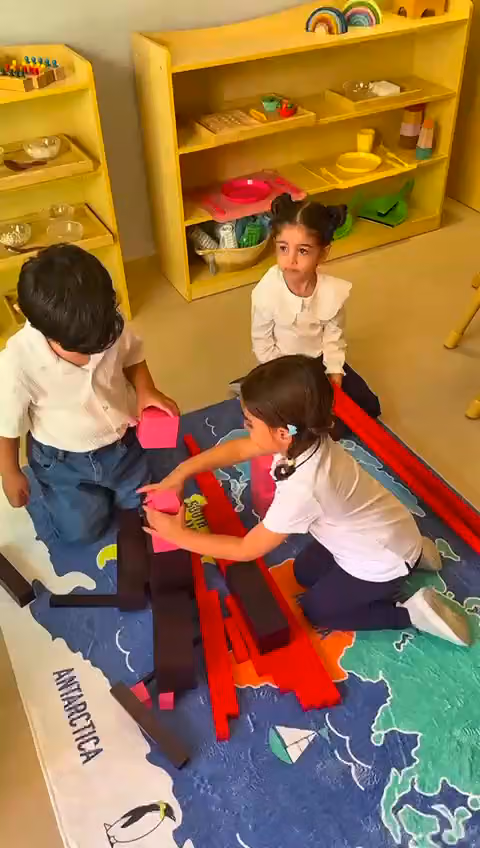 مركز رحلة الطفولة لضيافة الأطفال الأهلية بحي الفلاح