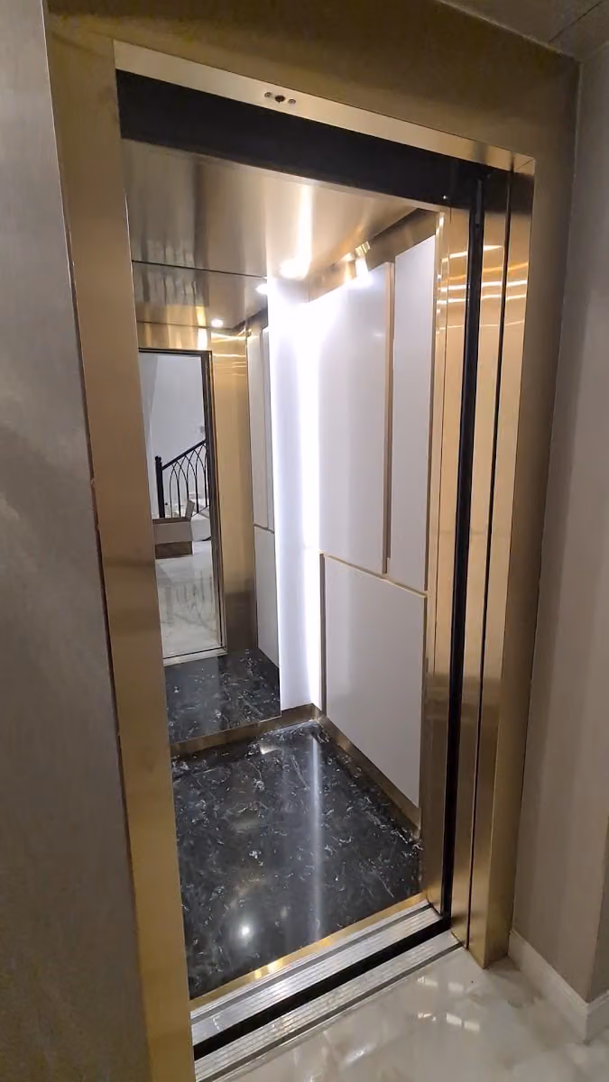 مصاعد أوزون OZONE ELEVATORS