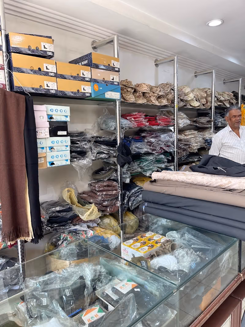مشغل درع العروبة للخياط العسكرية