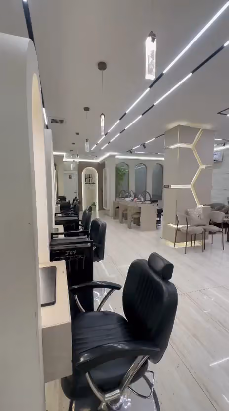 مشغل خطوط الشعر