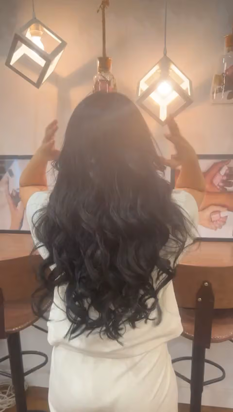 مشغل/مركز قصة شعر salon hair story