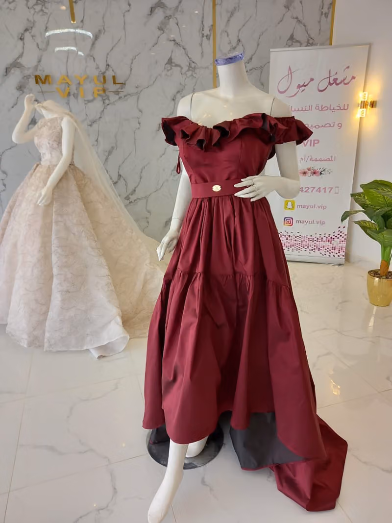 مشغل ميول للخياطة وتصميم الازياء تم اضافة التزيين